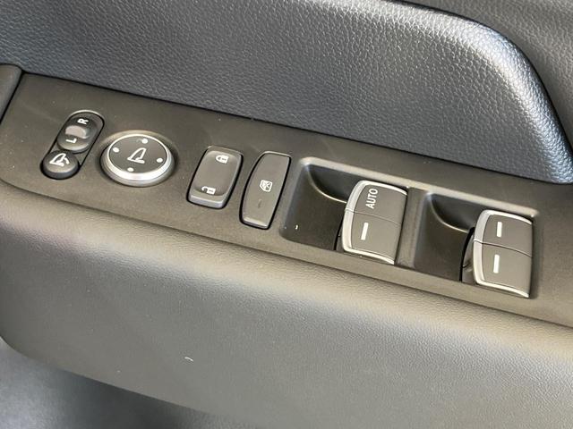 ステップワゴン ｅ：ＨＥＶスパーダ　登録済未使用車　両側電動ドア　純正１１型ナビ　バックカメラ　ホンダセンシング　アダプティブクルーズ　電動リアゲート　ハーフレザーシート　シートヒーター　コーナーセンサー　スマートキー　ＬＥＤヘッド（58枚目）