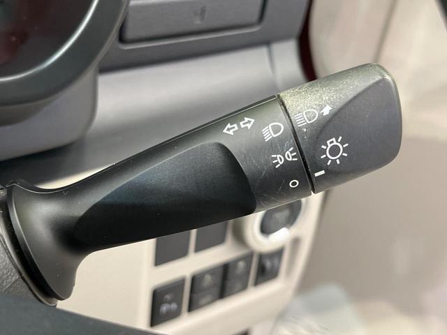 パッソ Ｘ　Ｓ　純正ナビ　バックカメラ　スマートアシスト　禁煙車　コーナーセンサー　スマートキー　オートハイビーム　車線逸脱警報　アイドリングストップ　ステアリングスイッチ　アームレスト　ドアバイザー（53枚目）