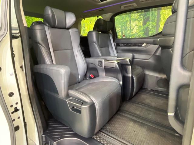 アルファード ２．５Ｓ　Ｃパッケージ　ツインムーンルーフ　禁煙車　両側電動ドア　バックカメラ　セーフティセンス　レーダークルーズ　電動リアゲート　ハーフレザーシート　ドラレコ　コーナーセンサー　スマートキー　ビルトインＥＴＣ（9枚目）