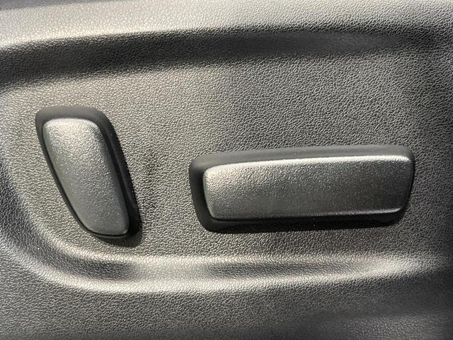 アルファード ２．５Ｓ　Ｃパッケージ　ツインムーンルーフ　禁煙車　両側電動ドア　バックカメラ　セーフティセンス　レーダークルーズ　電動リアゲート　ハーフレザーシート　ドラレコ　コーナーセンサー　スマートキー　ビルトインＥＴＣ（39枚目）