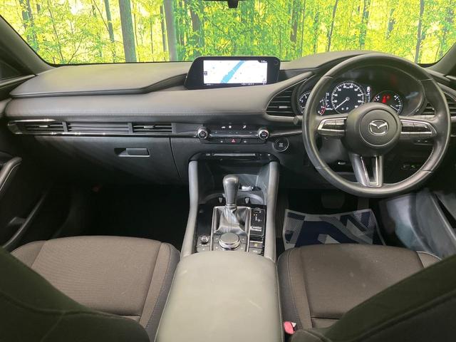 MAZDA3ファストバック 15Sツーリング 純正8型ナビ 全周囲カメラ スマートブレーキサポート レーダークルーズ 禁煙車 コーナーセンサー スマートキー LEDヘッド ETC オートハイビーム 車線逸脱警報 ブラインドスポットモニター(2枚目)