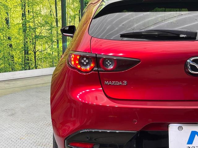 MAZDA3ファストバック 15Sツーリング 純正8型ナビ 全周囲カメラ スマートブレーキサポート レーダークルーズ 禁煙車 コーナーセンサー スマートキー LEDヘッド ETC オートハイビーム 車線逸脱警報 ブラインドスポットモニター(54枚目)