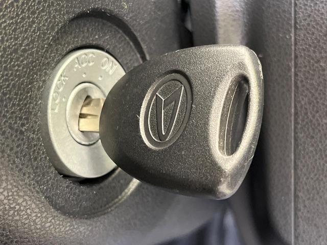 ミライース L SAIII スマートアシスト 禁煙車 コーナーセンサー オートハイビーム 車線逸脱警報 オーディオ CD再生 アイドリングストップ ドアバイザー(5枚目)