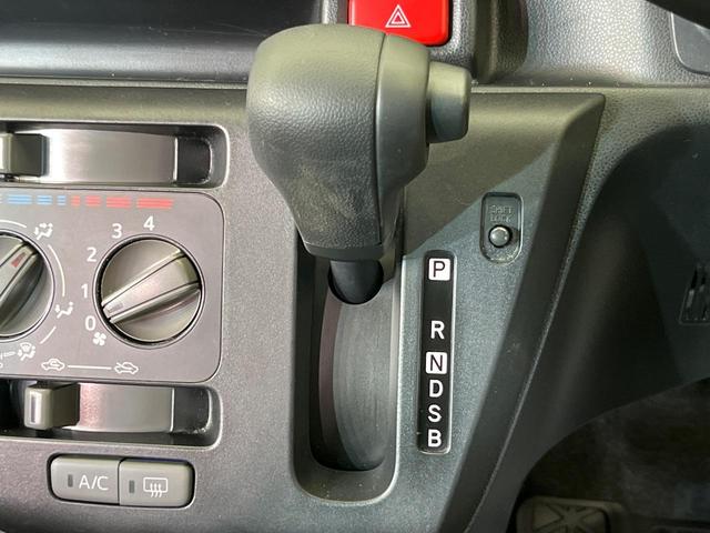 ミライース L SAIII スマートアシスト 禁煙車 コーナーセンサー オートハイビーム 車線逸脱警報 オーディオ CD再生 アイドリングストップ ドアバイザー(26枚目)
