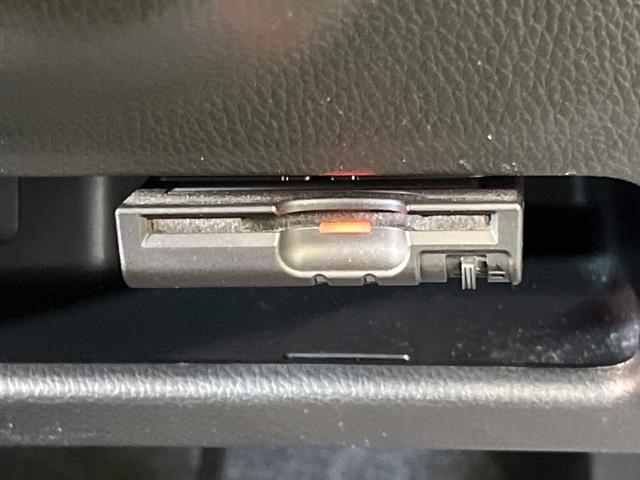 デイズルークス ハイウェイスター　Ｘ　Ｇパッケージ　両側電動ドア　純正ナビ　全周囲カメラ　禁煙車　スマートキー　ＨＩＤヘッド　ＥＴＣ　オートライト　オートエアコン　純正１５インチアルミ　Ｂｌｕｅｔｏｏｔｈ　ＣＤ　ＤＶＤ再生　フルセグ　ＬＥＤフォグ（6枚目）