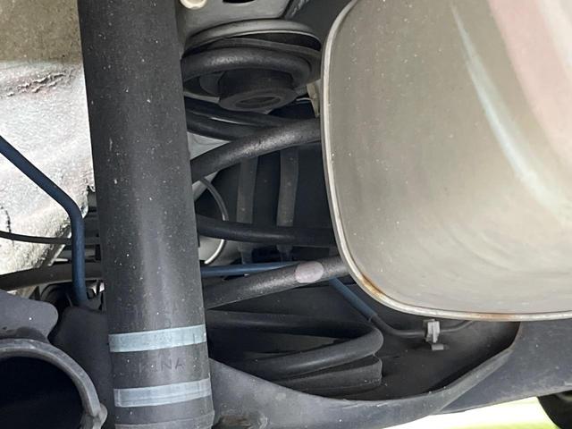 ジューク 15RX 純正ナビ バックカメラ 禁煙車 スマートキー HIDヘッド ETC オートライト オートエアコン Bluetooth再生 革巻きステアリング アイドリングストップ(21枚目)