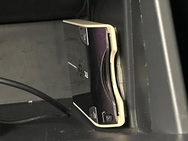 ハイゼットトラック ジャンボ 4WD 5MT ドラレコ LEDヘッド ETC LEDフォグ 14インチアルミ オーディオ CD再生 ドアバイザー(5枚目)