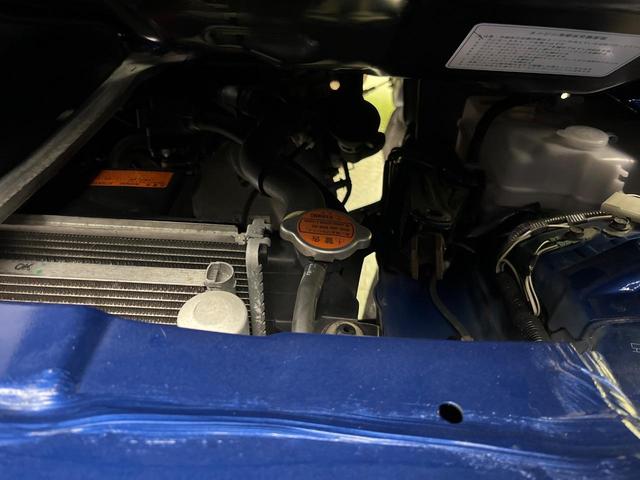 ハイゼットトラック ジャンボ 4WD 5MT ドラレコ LEDヘッド ETC LEDフォグ 14インチアルミ オーディオ CD再生 ドアバイザー(17枚目)