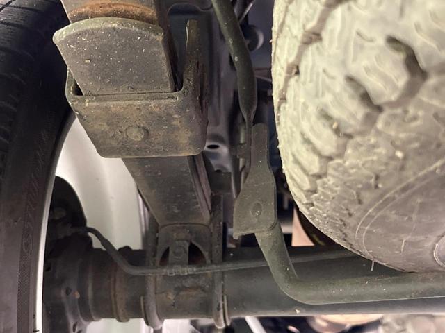 ハイゼットトラック ジャンボ 4WD 5MT ドラレコ LEDヘッド ETC LEDフォグ 14インチアルミ オーディオ CD再生 ドアバイザー(21枚目)