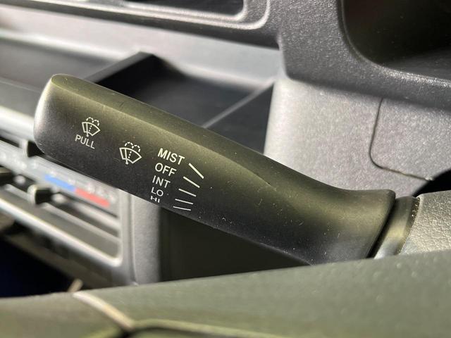 ハイゼットトラック ジャンボ 4WD 5MT ドラレコ LEDヘッド ETC LEDフォグ 14インチアルミ オーディオ CD再生 ドアバイザー(27枚目)