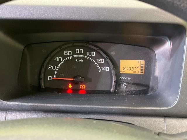 ハイゼットトラック ジャンボ 4WD 5MT ドラレコ LEDヘッド ETC LEDフォグ 14インチアルミ オーディオ CD再生 ドアバイザー(28枚目)