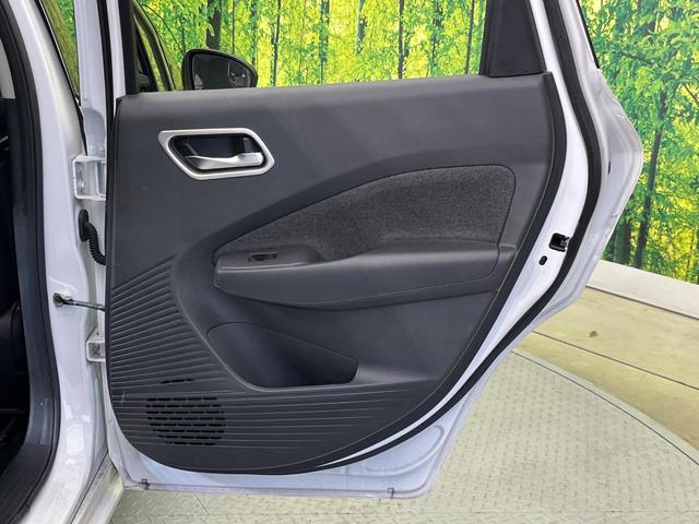 オーラ Ｇ　純正９インチナビ　全周囲カメラ　ＢＯＳＥサウンド　プロパイロット　２トーンカラー　インテリジェントエマージェンシーブレーキ　禁煙車　ハーフレザーシート　コーナーセンサー　スマートキー　ＬＥＤヘッド（47枚目）