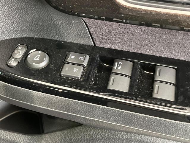 N-BOXカスタム G・EXターボホンダセンシング 両側電動ドア 純正8インチナビ バックカメラ ホンダセンシング アダプティブクルーズ 禁煙車 ハーフレザーシート ドラレコ スマートキー LEDヘッド ETC オートハイビーム 車線逸脱警報(42枚目)