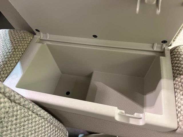 アルトラパン X SDナビ レーダーブレーキサポート 禁煙車 シートヒーター スマートキー HIDヘッド オートライト オートエアコン 純正14インチアルミ 革巻きステアリング アイドリングストップ 電動格納ミラー(52枚目)