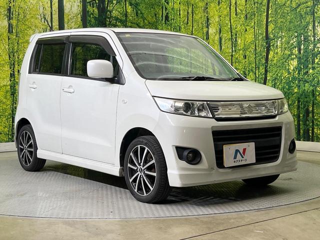 高透明度のガラス皮膜で撥水はもちろん、上質なツヤ・光沢を実現。紫外線や酸性雨から大切な愛車を保護し、色あせ・劣化を防止。「弾スプラッシュコート」、「弾プリミッサコート」からお選びいただけます。