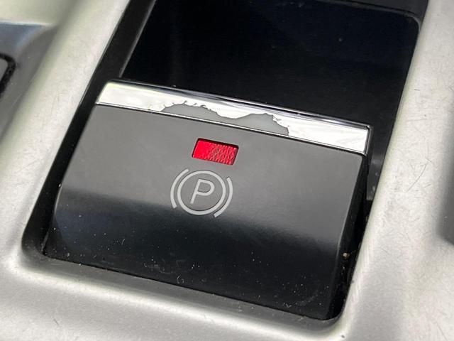 レヴォーグ 1.6GTアイサイト Sスタイル 4WD ターボ SDナビ バックカメラ アイサイトVer3 レーダークルーズ 禁煙車 パワーシート コーナーセンサー スマートキー LEDヘッド ETC 車線逸脱警報 オートライト オートエアコン(31枚目)