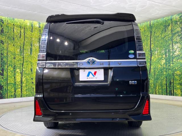 ヴォクシー ハイブリッドZS 煌III 両側電動ドア 純正9型ナビ 後席モニター バックカメラ セーフティセンス 禁煙車 ハーフレザーシート シートヒーター ドラレコ コーナーセンサー スマートキー LEDヘッド ETC クルコン(16枚目)