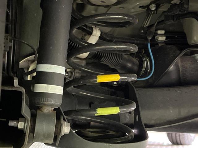 アクア X 純正ナビ バックカメラ セーフティセンス レーダークルーズ 禁煙車 スマートキー LEDヘッド ETC オートハイビーム 車線逸脱警報 オートライト オートエアコン Bluetooth再生(20枚目)