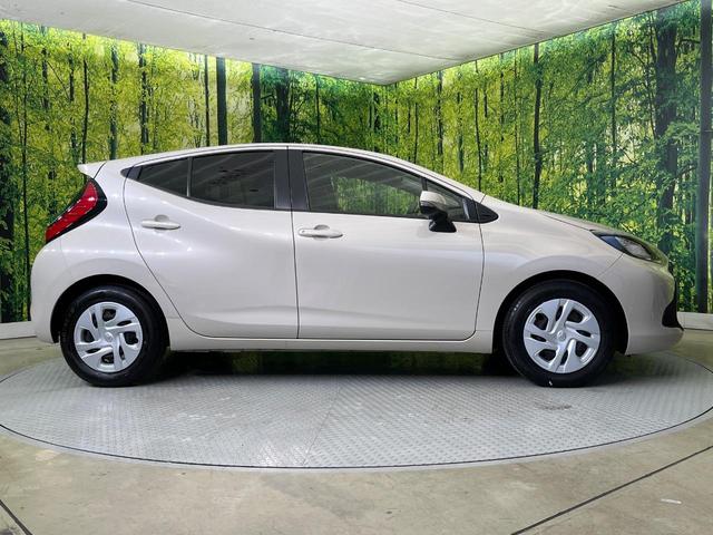 アクア X 純正ナビ バックカメラ セーフティセンス レーダークルーズ 禁煙車 スマートキー LEDヘッド ETC オートハイビーム 車線逸脱警報 オートライト オートエアコン Bluetooth再生(27枚目)