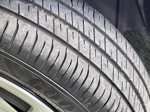 アクア X 純正ナビ バックカメラ セーフティセンス レーダークルーズ 禁煙車 スマートキー LEDヘッド ETC オートハイビーム 車線逸脱警報 オートライト オートエアコン Bluetooth再生(34枚目)