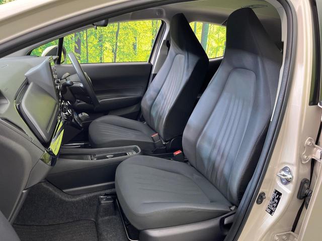 アクア X 純正ナビ バックカメラ セーフティセンス レーダークルーズ 禁煙車 スマートキー LEDヘッド ETC オートハイビーム 車線逸脱警報 オートライト オートエアコン Bluetooth再生(45枚目)