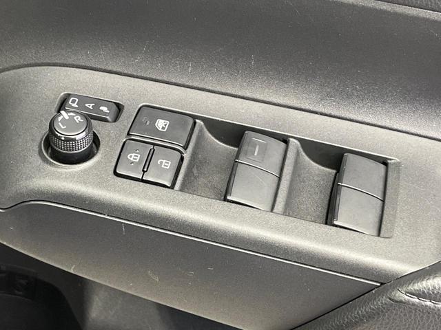 アクア X 純正ナビ バックカメラ セーフティセンス レーダークルーズ 禁煙車 スマートキー LEDヘッド ETC オートハイビーム 車線逸脱警報 オートライト オートエアコン Bluetooth再生(58枚目)