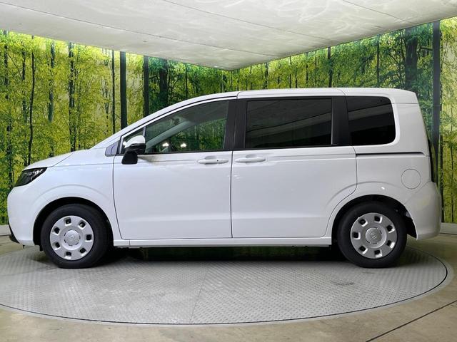 フリード エアー 登録済未使用車 両側電動ドア バックカメラ ホンダセンシング アダプティブクルーズ コーナーセンサー スマートキー LEDヘッド 純正8型ディスプレイオーディオ オートハイビーム 車線逸脱警報(27枚目)