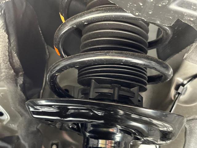 シエンタ ハイブリッドX 登録済未使用車 電動スライドドア セーフティセンス レーダークルーズ コーナーセンサー スマートキー LEDヘッド オートハイビーム 車線逸脱警報 オートライト オートエアコン ステアリングスイッチ(20枚目)