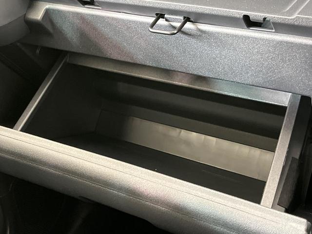 シエンタ ハイブリッドX 登録済未使用車 電動スライドドア セーフティセンス レーダークルーズ コーナーセンサー スマートキー LEDヘッド オートハイビーム 車線逸脱警報 オートライト オートエアコン ステアリングスイッチ(58枚目)