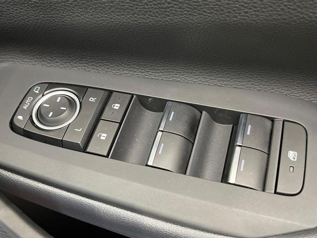 プリウス Z モデリスタエアロ 全周囲カメラ デジタルインナーミラー セーフティセンス レーダークルーズ 禁煙車 電動リアゲート ハーフレザーシート シートエアコン パワーシート コーナーセンサー スマートキー(67枚目)