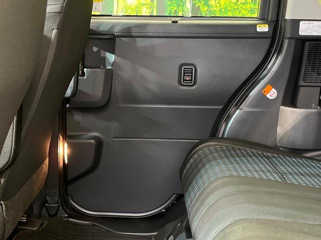 ルーミー カスタムＧ　両側電動ドア　純正９インチディスプレイオーディオ　バックカメラ　スマートアシスト　アダプティブクルーズ　禁煙車　コーナーセンサー　スマートキー　ＬＥＤヘッド　オートハイビーム　車線逸脱警報（57枚目）