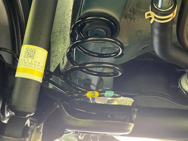 ハスラー ハイブリッドG 届出済未使用車 2トーンカラー セーフティサポート アダプティブクルーズ コーナーセンサー シートヒーター スマートキー LEDヘッド オートハイビーム 車線逸脱警報 オートライト オートエアコン(21枚目)