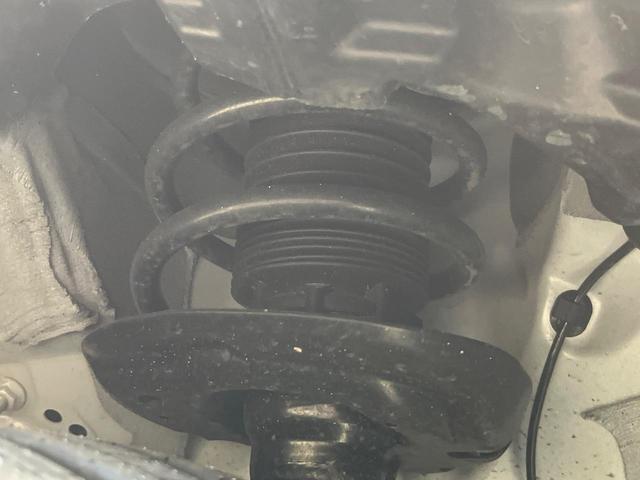 シエンタ Z モデリスタエアロ 両側電動ドア 純正10.5インチナビ 全周囲カメラ シートヒーター 純正15インチアルミ セーフティセンス レーダークルーズ 禁煙車 ドラレコ コーナーセンサー スマートキー ETC(21枚目)