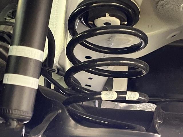 スペーシアカスタム ハイブリッドXS 届出済未使用車 両側電動ドア 純正9インチナビ 全周囲カメラ セーフティサポート アダプティブクルーズ シートヒーター ハーフレザーシート スマートキー LEDヘッド オートハイビーム(21枚目)