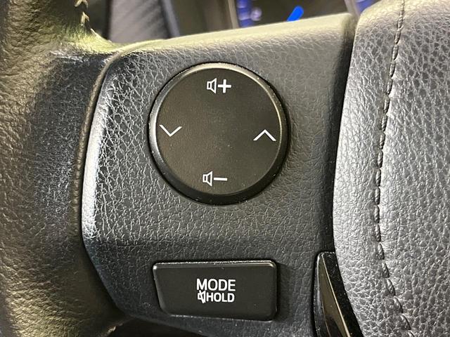 �y�X�e�A�����O�X�C�b�`�z�^�]���A�O������ڐ������炷���ƂȂ��A�I�[�f�B�I���̑��삪�\�ȕ֗��@�\�I���S�����K�ȃh���C�u�����o���Ă���܂���