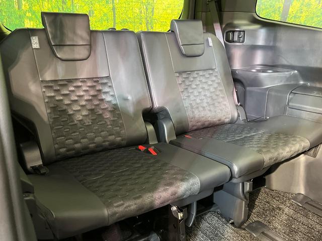 ヴォクシー ハイブリッドＳ－Ｚ　純正１０．５インチナビ　両側電動スライド　全周囲カメラ　セーフティセンス　禁煙車　ハーフレザーシート　ドラレコ　コーナーセンサー　スマートキー　ＬＥＤヘッド　ＥＴＣ２．０　純正１７インチアルミ（10枚目）