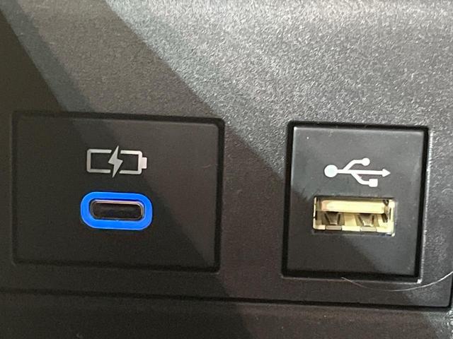 ヴォクシー ハイブリッドＳ－Ｚ　純正１０．５インチナビ　両側電動スライド　全周囲カメラ　セーフティセンス　禁煙車　ハーフレザーシート　ドラレコ　コーナーセンサー　スマートキー　ＬＥＤヘッド　ＥＴＣ２．０　純正１７インチアルミ（50枚目）