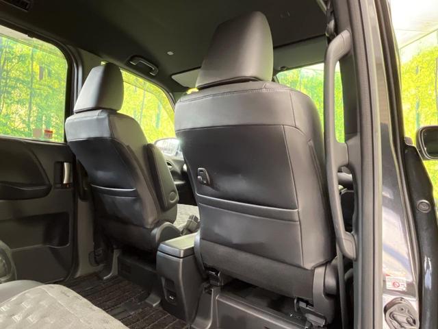 ヴォクシー ハイブリッドＳ－Ｚ　純正１０．５インチナビ　両側電動スライド　全周囲カメラ　セーフティセンス　禁煙車　ハーフレザーシート　ドラレコ　コーナーセンサー　スマートキー　ＬＥＤヘッド　ＥＴＣ２．０　純正１７インチアルミ（63枚目）