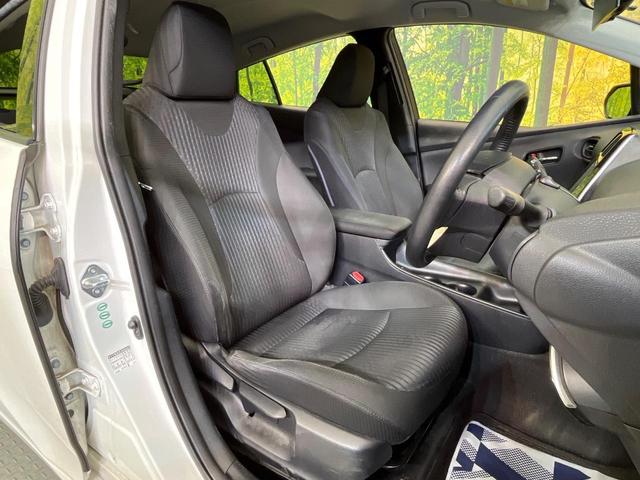 プリウス Ｓ　純正９インチＳＤナビ　バックカメラ　禁煙車　スマートキー　ＬＥＤヘッド　ＥＴＣ　純正１５インチアルミ　オートライト　オートエアコン　Ｂｌｕｅｔｏｏｔｈ再生　ＣＤ再生　ＤＶＤ再生　　フルセグ（8枚目）