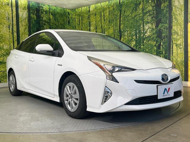 プリウス Ｓ　純正９インチＳＤナビ　バックカメラ　禁煙車　スマートキー　ＬＥＤヘッド　ＥＴＣ　純正１５インチアルミ　オートライト　オートエアコン　Ｂｌｕｅｔｏｏｔｈ再生　ＣＤ再生　ＤＶＤ再生　　フルセグ（16枚目）