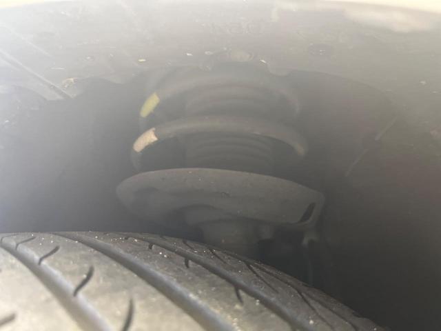 プリウス Ｓ　純正９インチＳＤナビ　バックカメラ　禁煙車　スマートキー　ＬＥＤヘッド　ＥＴＣ　純正１５インチアルミ　オートライト　オートエアコン　Ｂｌｕｅｔｏｏｔｈ再生　ＣＤ再生　ＤＶＤ再生　　フルセグ（20枚目）