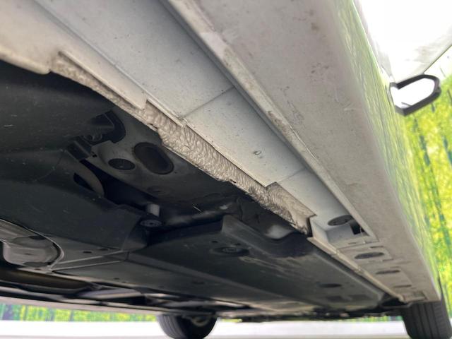 プリウス Ｓ　純正９インチＳＤナビ　バックカメラ　禁煙車　スマートキー　ＬＥＤヘッド　ＥＴＣ　純正１５インチアルミ　オートライト　オートエアコン　Ｂｌｕｅｔｏｏｔｈ再生　ＣＤ再生　ＤＶＤ再生　　フルセグ（23枚目）