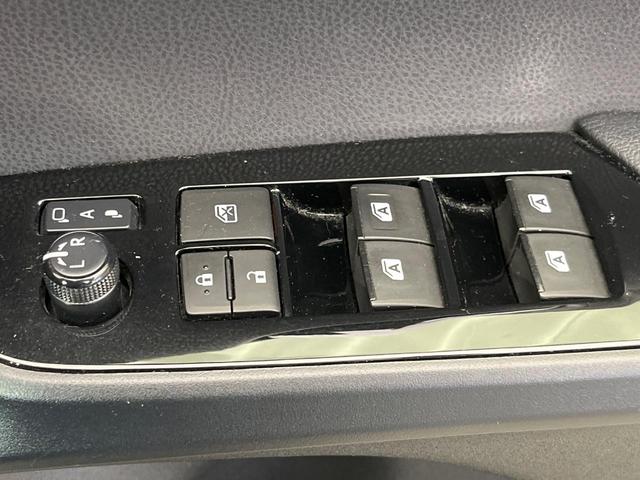 プリウス Ｓ　純正９インチＳＤナビ　バックカメラ　禁煙車　スマートキー　ＬＥＤヘッド　ＥＴＣ　純正１５インチアルミ　オートライト　オートエアコン　Ｂｌｕｅｔｏｏｔｈ再生　ＣＤ再生　ＤＶＤ再生　　フルセグ（55枚目）