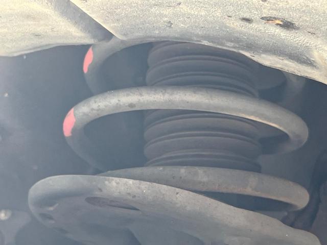 ハリアー プレミアム　バックカメラ　トヨタセーフティセンス　禁煙車　電動リアゲート　ハーフレザーシート　パワーシート　スマートキー　ＬＥＤヘッド　ビルトインＥＴＣ　クルコン　純正１８インチアルミ　オートハイビーム（21枚目）