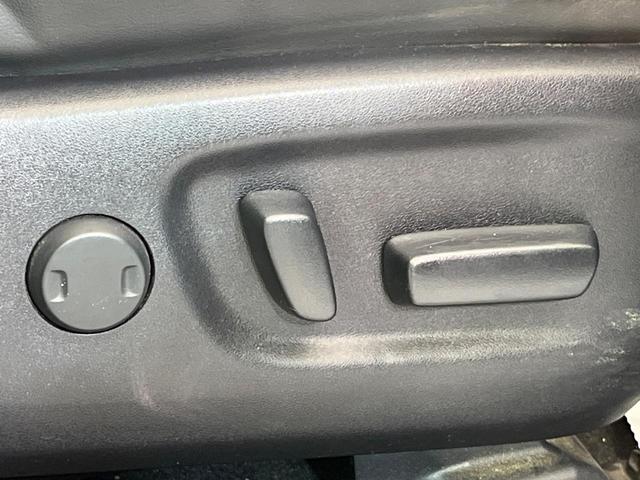 ハリアー プレミアム　バックカメラ　トヨタセーフティセンス　禁煙車　電動リアゲート　ハーフレザーシート　パワーシート　スマートキー　ＬＥＤヘッド　ビルトインＥＴＣ　クルコン　純正１８インチアルミ　オートハイビーム（36枚目）