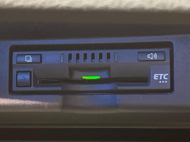 ハリアー プレミアム　バックカメラ　トヨタセーフティセンス　禁煙車　電動リアゲート　ハーフレザーシート　パワーシート　スマートキー　ＬＥＤヘッド　ビルトインＥＴＣ　クルコン　純正１８インチアルミ　オートハイビーム（45枚目）