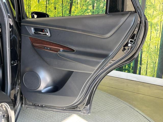 ハリアー プレミアム　バックカメラ　トヨタセーフティセンス　禁煙車　電動リアゲート　ハーフレザーシート　パワーシート　スマートキー　ＬＥＤヘッド　ビルトインＥＴＣ　クルコン　純正１８インチアルミ　オートハイビーム（58枚目）