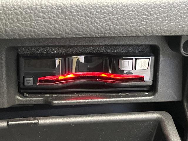 セレナ ハイウェイスター　Ｓ－ハイブリッド　両側電動ドア　純正８型ナビ　後席モニター　バックカメラ　純正１６インチアルミ　エマージェンシーブレーキ　禁煙車　スマートキー　ＬＥＤヘッド　ＥＴＣ　クルコン　オートライト　オートエアコン（32枚目）