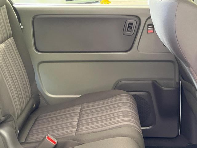 フリード Ｇ・ホンダセンシング　両側電動ドア　純正ナビ　バックカメラ　ホンダセンシング　ＬＥＤヘッド　オートライト　アダプティブクルーズ　禁煙車　ドラレコ　スマートキー　ＥＴＣ　オートハイビーム　車線逸脱警報　オートエアコン（64枚目）