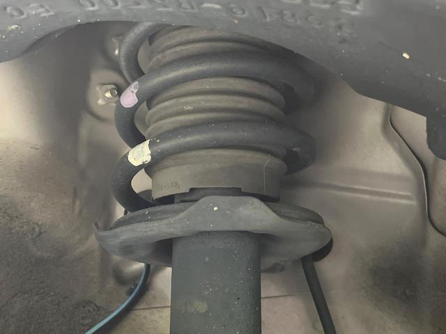 ミラココア ココアＬ　ＳＤナビ　バックカメラ　禁煙車　ＨＩＤヘッド　アイドリングストップ　アームレスト　電動格納ミラー（20枚目）